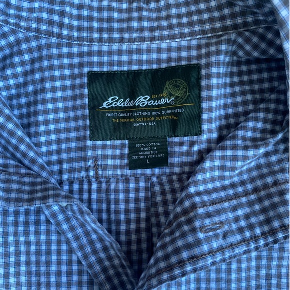Eddie Bauer Shirt Sleeve Button Down - Picture 3 of 7